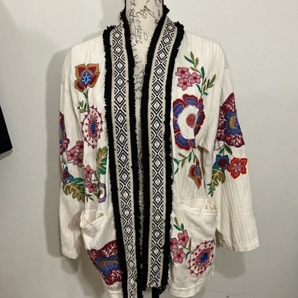 🔥 ZARA Stunning Floral Boho Embroidered Kimono Jacket Cotton Size S-M Blogger 💜 - Picture 8 of 9